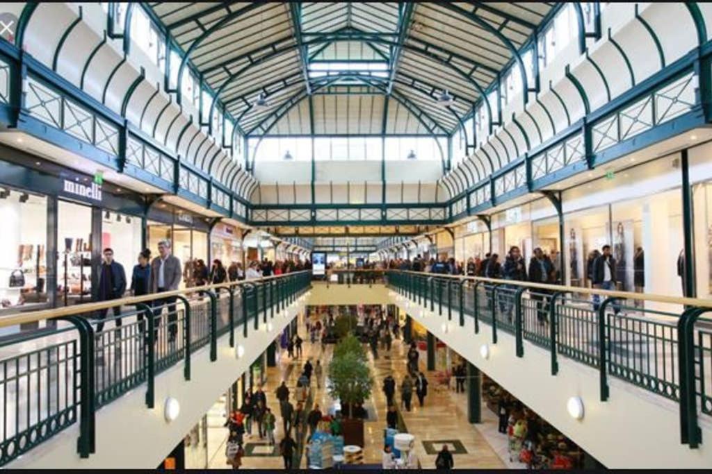 Monyhome, Appt 4pers 5mn walk RER A et Mall Val d'Europe-Disney Chessy  Extérieur photo